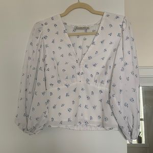 Abercrombie v neck blouse